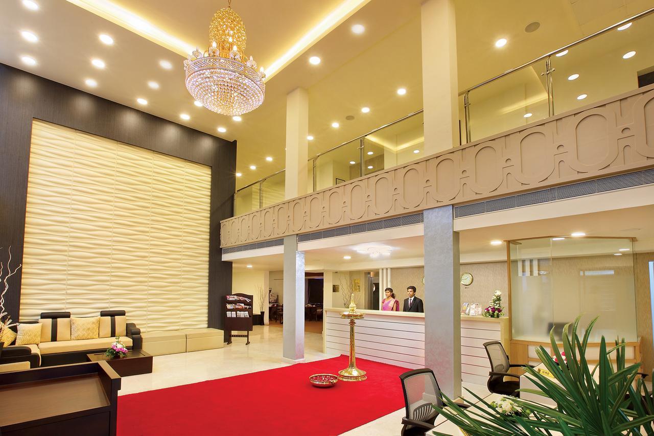 Joyees Residency Hotel Kottayam Eksteriør billede